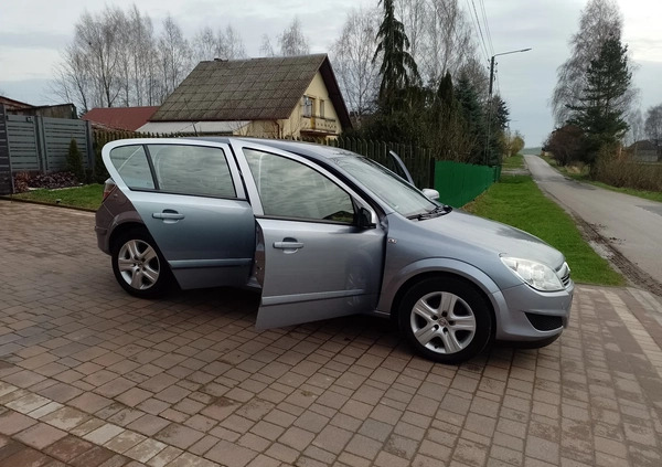 Opel Astra cena 12950 przebieg: 221000, rok produkcji 2008 z Bodzentyn małe 56